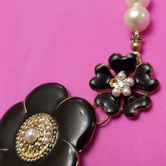 Nice Necklace - Picture 4 of 8